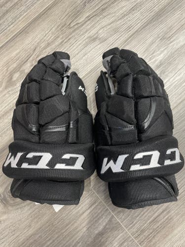 13" Dallas Stars CCM Pro Stock Gloves