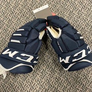 CCM Navy 4R PRO2 13” hockey glove