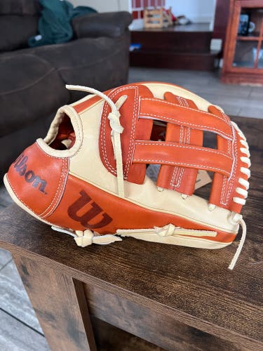 Wilson A2000 11.5” PP05 Baseball Glove