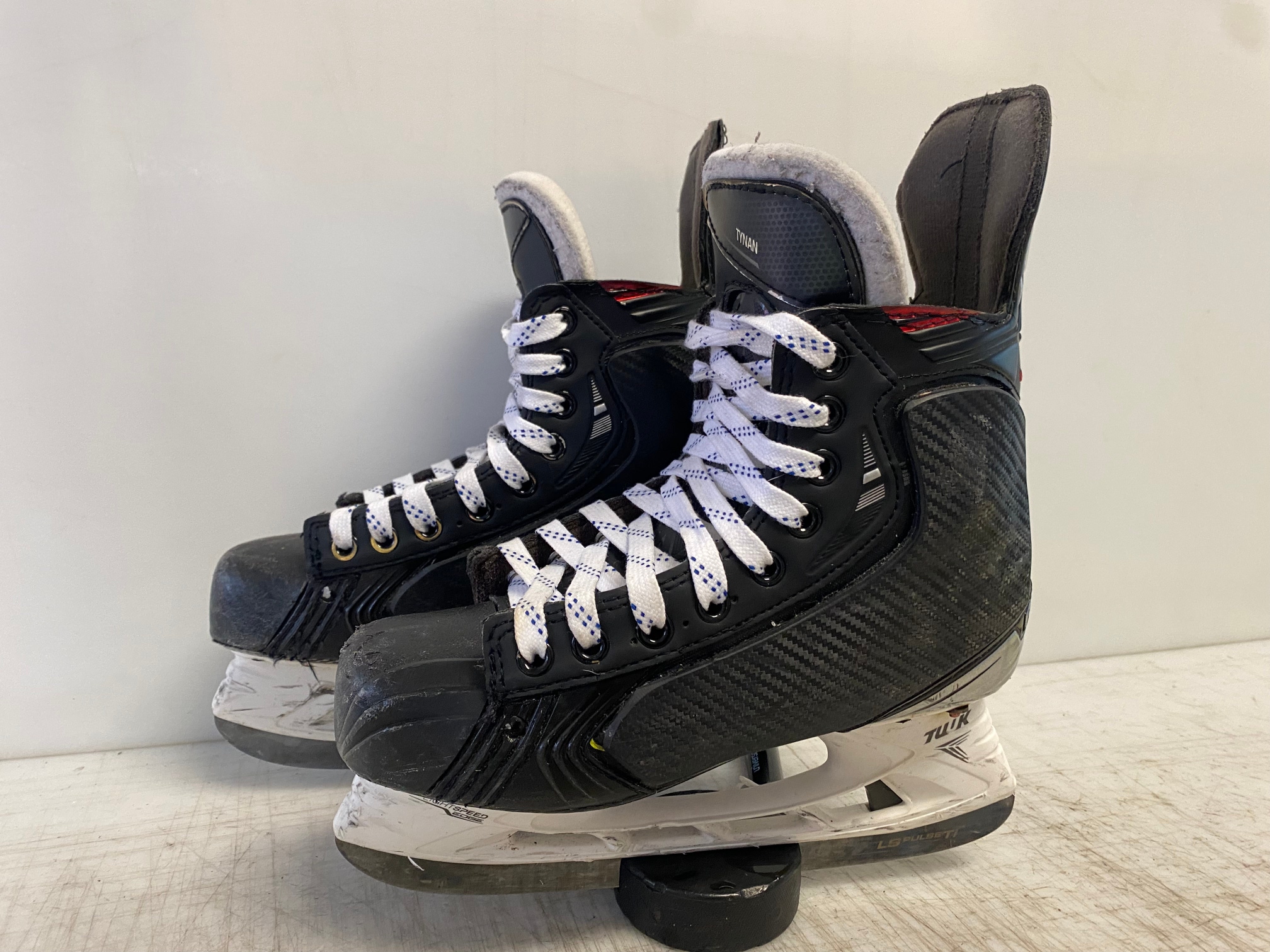 Bauer Vapor 2X PRO Mens Pro Stock Size 5.5 Hockey Skates MIC 3968