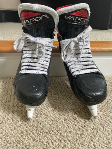 Senior Bauer Vapor 3X Pro Hockey Skates - Size 8.5 Fit 2 - Used