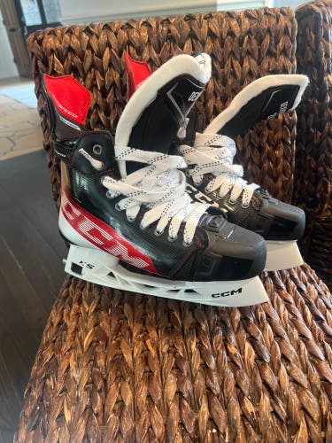 New CCM Regular Width Pro Stock Size 7 JetSpeed FT4 Pro Hockey Skates