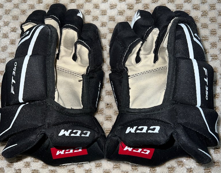 Like New: CCM 10"  JetSpeed FT350 Gloves