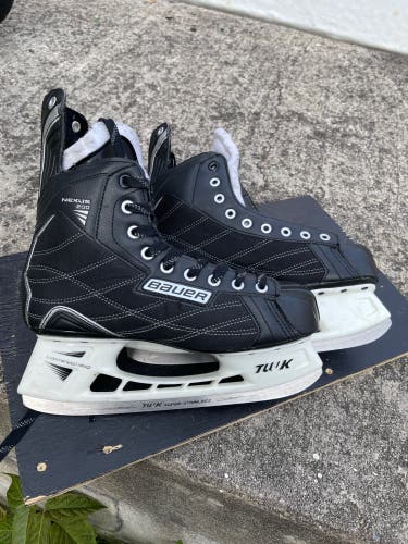 Bauer Nexus 200 skate size 8R shoe size 9.5