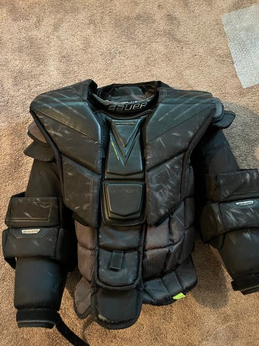 Used XL Bauer Hyperlite Goalie Chest Protector