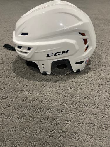 Slightly Used Medium CCM Tacks 710 Helmet