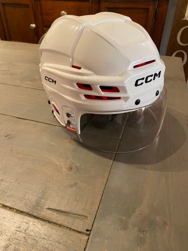 CCM Tacks 70 Helmet
