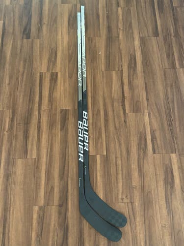 2-Pack Senior Left Handed 70 Flex P92M SILVER Custom Pro Stock Vapor Hyperlite Hockey Stick