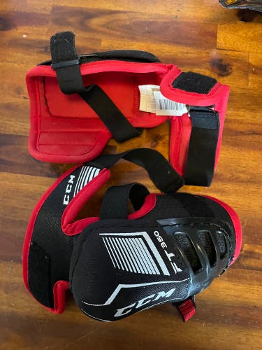 Used Small CCM JetSpeed FT350 Elbow Pads