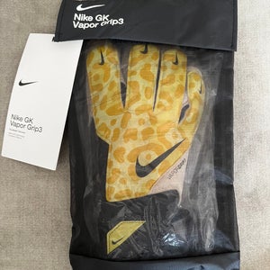 Nike GK Vapor Grip 3 ACC Mens Goalkeeper Gloves Size 12 - soccer DV2247-740.