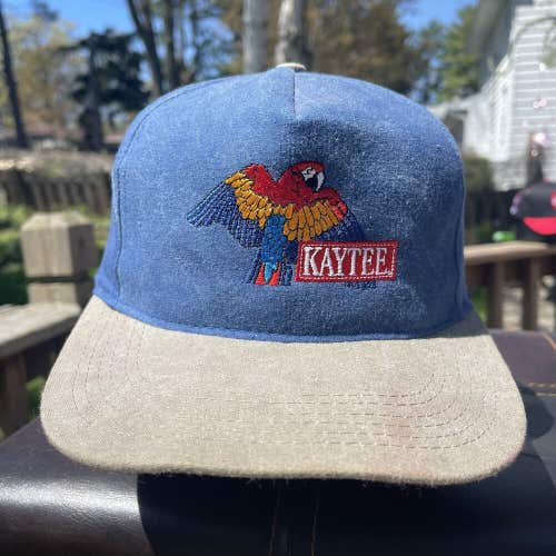 Vintage Kaytee Parrot Embroidered Snapback Hat Cap Rare