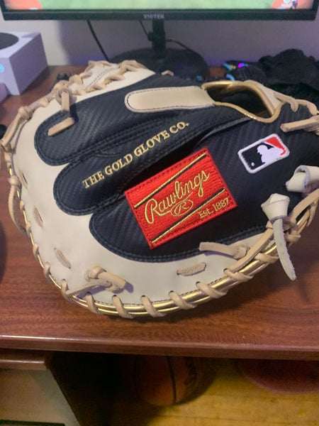 Right Hand Throw 34" Heart of the hide Catcher's Glove