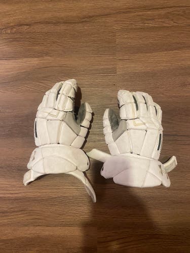 Used Player's Under Armour 13" Command pro 3 Lacrosse Gloves