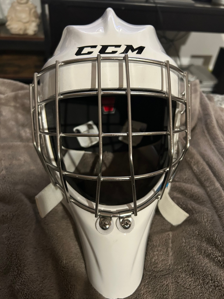 Used CCM  GFL 1.9 Goalie Mask