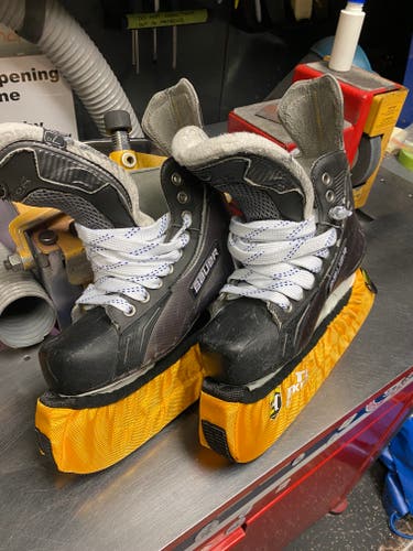 Bauer Supreme ONE80 Hockey Skates (Size 7/Reg Width)