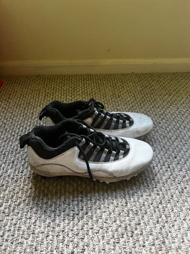 Adult Size Men's 10.5 (W 11.5) Air Jordan Cleats