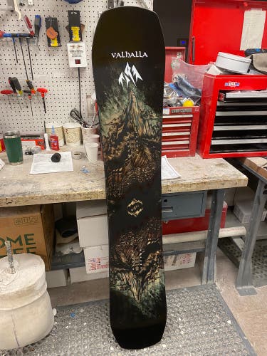 Men's  Jones Without Bindings Medium Flex Snowboard