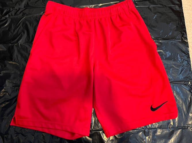 Nike Dri-Fit Men’s Red Shorts with Pockets size M Polyester