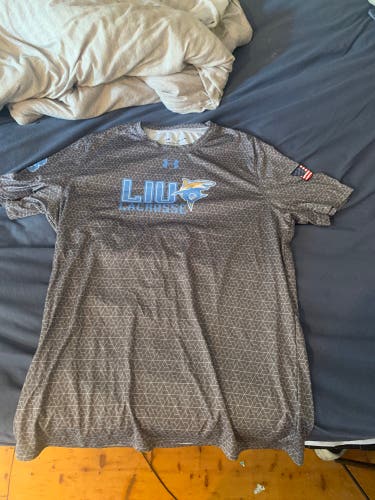 Gray New Men's Under Armour Shirt