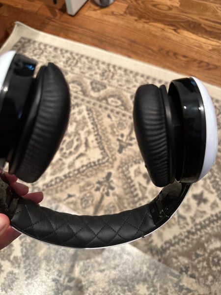 BARELY Used Soul by Ludacris Headphones SidelineSwap