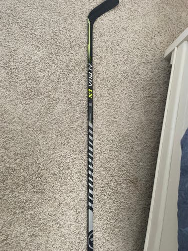 Senior Right Handed P88 Pro Stock Alpha LX Pro Hockey Stick