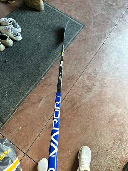 Senior Left Hand P28 Pro Stock Vapor Hyperlite Hockey Stick