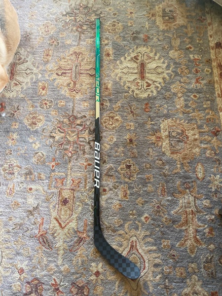 Senior Left Handed P28 Pro Stock Hyperlite Hockey Stick