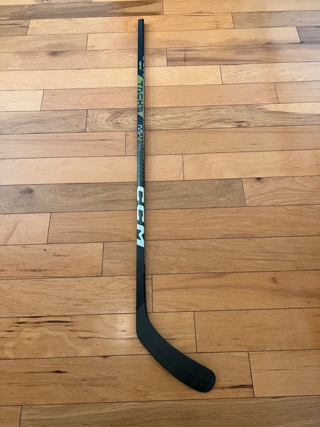New CCM Super Tacks AS-V Pro Stick P29/85 Flex/Right Handed