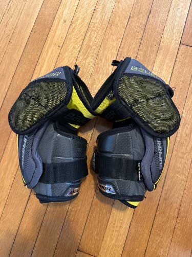 Used Large Bauer Supreme 1S Elbow Pads