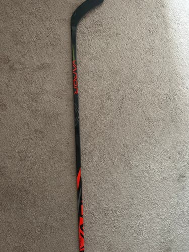 Senior Left Hand P88 Pro Stock Bauer Vapor League Hockey Stick