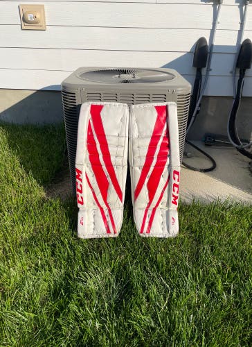 28+1" CCM Goalie Leg Pads