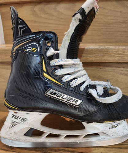 Bauer Supreme 2S Senior Hockey Skates Hockey Skates Size 7 D Shoe size 8.5