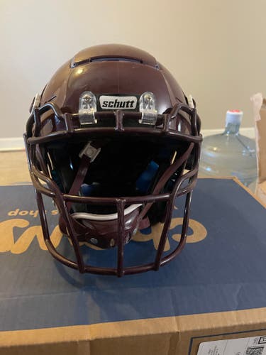 Youth Used Small Schutt F7 Helmet