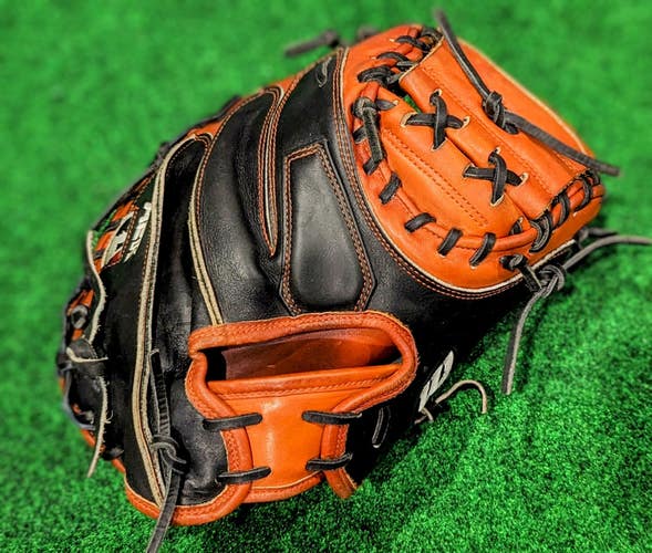 2018 Wilson A2K M1 Baseball Catcher's Mitt 33.5"