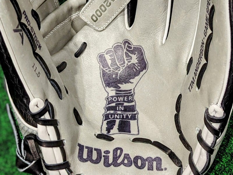 2022 Wilson A2000 SuperSkin Series 1786SS 11.5 Infield Baseball Glove