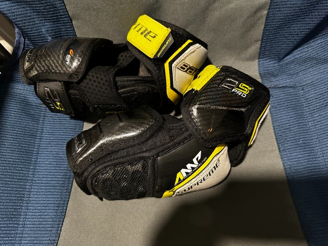 Used Large Bauer Supreme 2S Pro Elbow Pads