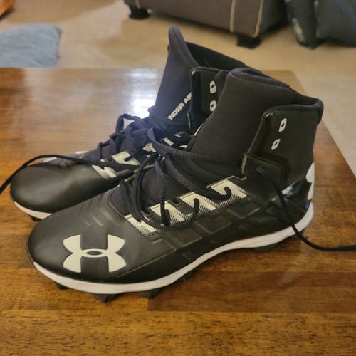 Men's Used Size 11 (Women's 12) Under Armour