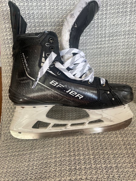 Senior Used Bauer Vapor Hyperlite Hockey Skates Regular Width Pro Stock Size 9.5