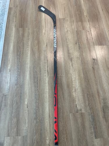Used Left Hand P92 Vapor FlyLite Hockey Stick