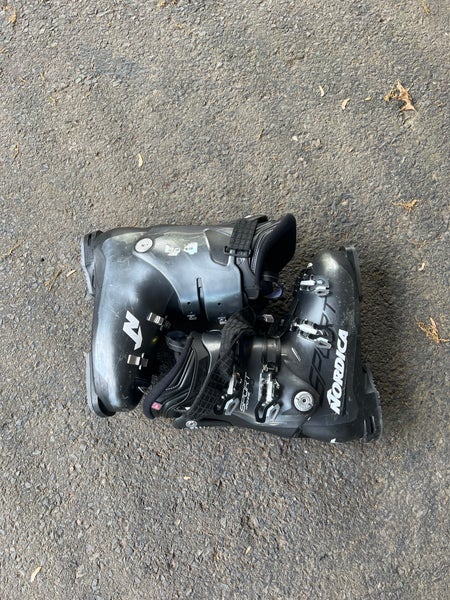 Used Nordica Sport Machine 90 Ski Boots (mondo 29 & mondo 29.5 330-339mm)