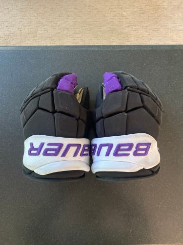 Used Bauer 14" Supreme Ultrasonic Gloves