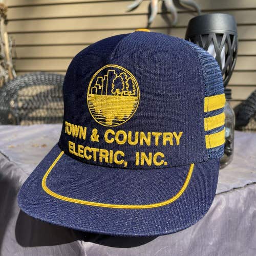 Vintage Town & Country Electric Triple 3 Stripe Mesh Snapback Trucker Hat Cap
