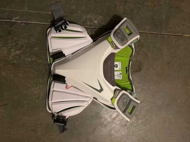 Adult Medium Maverik MAX EKG Shoulder Pads