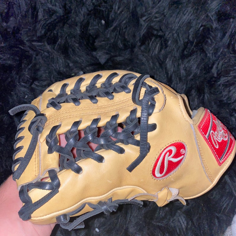 Rawlings Sure Catch Christian Yelich Signature Youth Glove 11.5