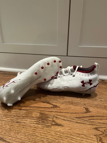 Men's New Size Men's 10.5 (W 11.5) Under Armour Low Top Spotlight MC White & Maroon
