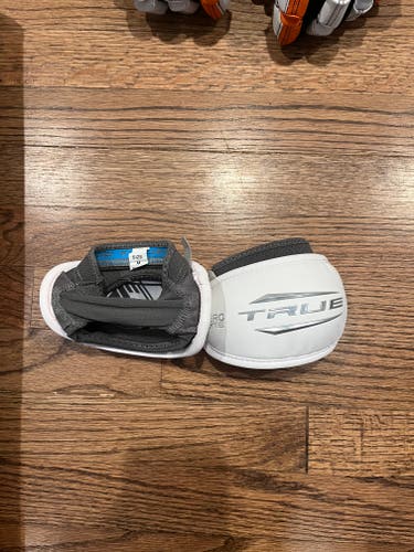 Brand New Adult Medium True ZeroLyte Arm Pads