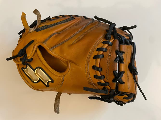 Used SSK Right Hand Throw Catcher's Baseball Glove 33" Yellow(Tan) / Black