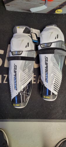 New Bauer Supreme S170 Shin Pads