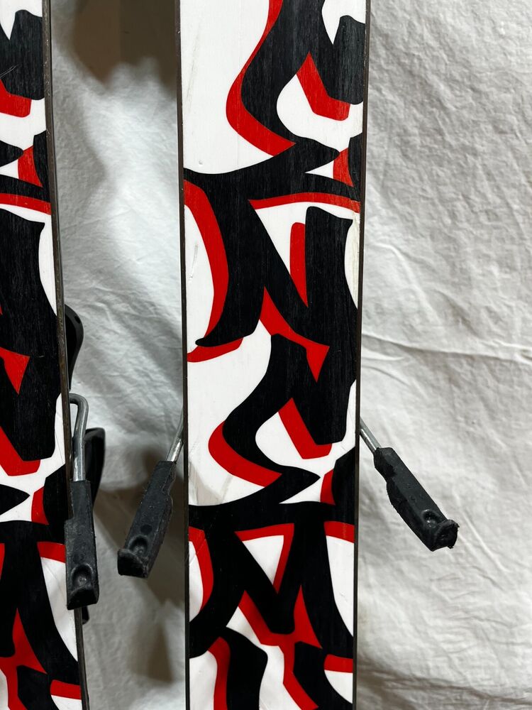 K2 Public Enemy 169cm Twin-Tip Freestyle Skis Salomon S810 Ti