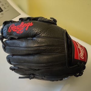 Rawlings Right Hand Throw Baseball Glove 11.25"